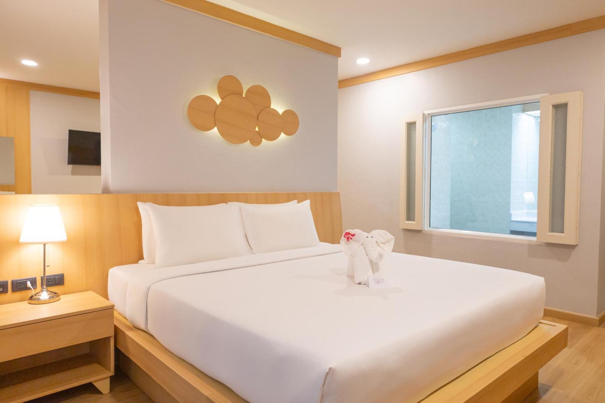 Amata Hotel 4*