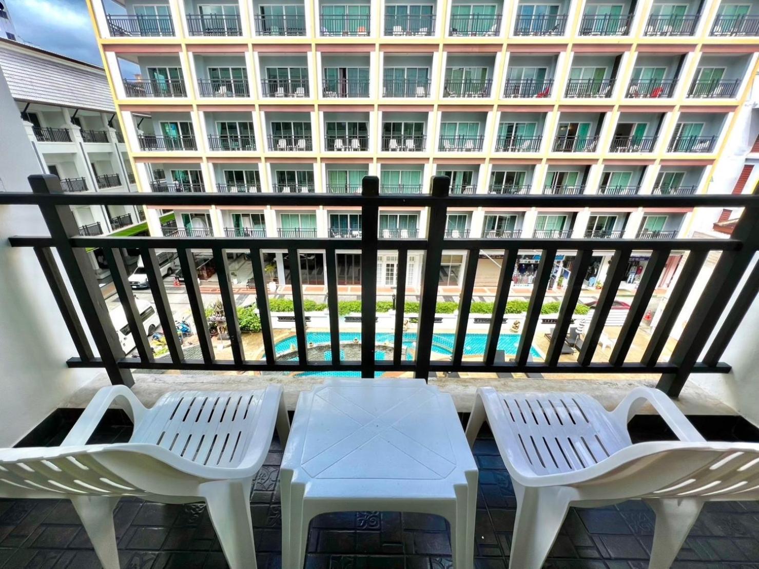 Amata Hotel 4*